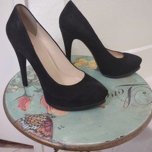 Guess Black Suede Pumps